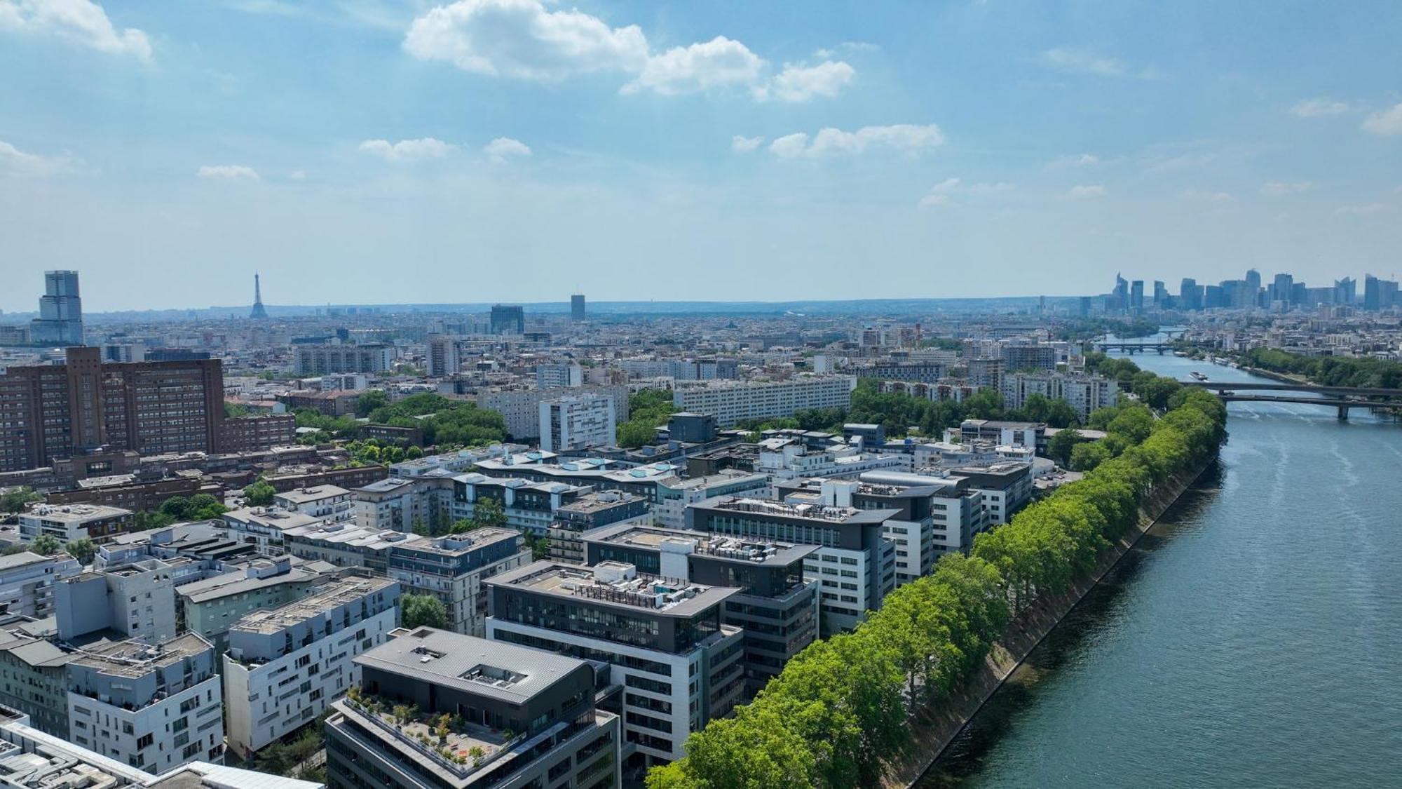 Voco Paris - Porte De Clichy By Ihg Exterior foto